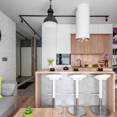 아파트 Artapart Market Square